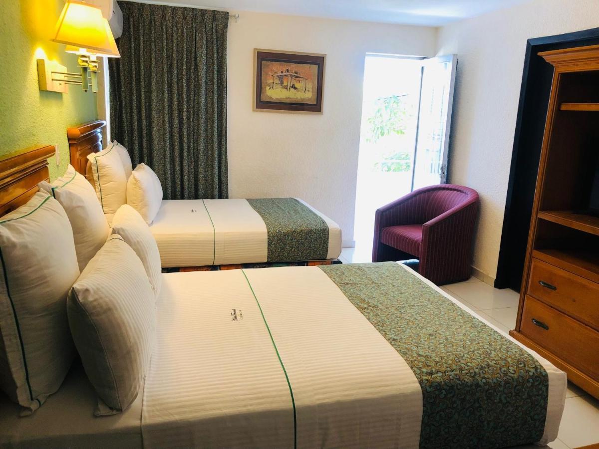 Hotel Francis Culiacan Bagian luar foto