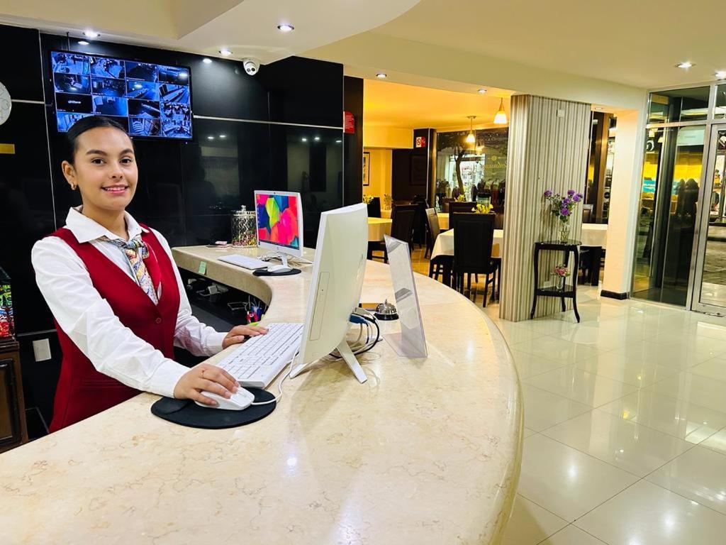 Hotel Francis Culiacan Bagian luar foto
