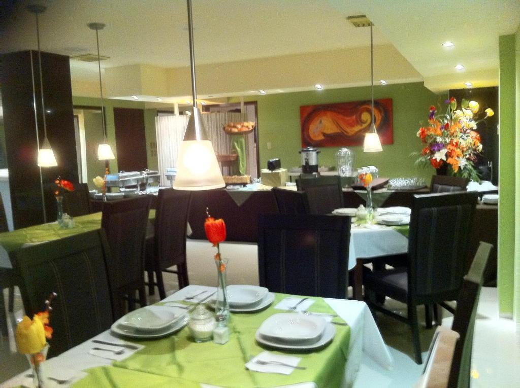 Hotel Francis Culiacan Bagian luar foto